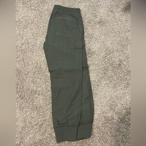 Tommy Jeans Jogger Pants with Cargo pockets.